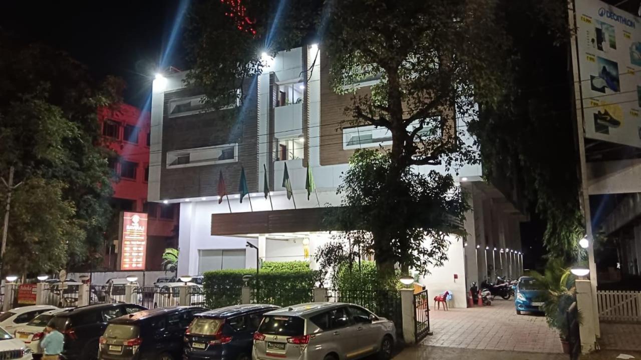 Hotel Raviraj, Chhatrapati Sambhaji Nagar アウランガーバード エクステリア 写真