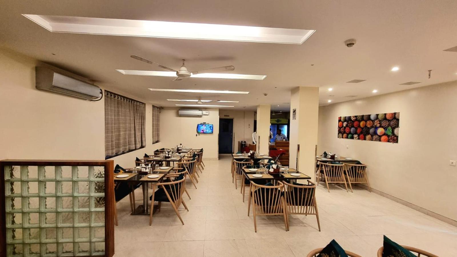 Hotel Raviraj, Chhatrapati Sambhaji Nagar アウランガーバード エクステリア 写真