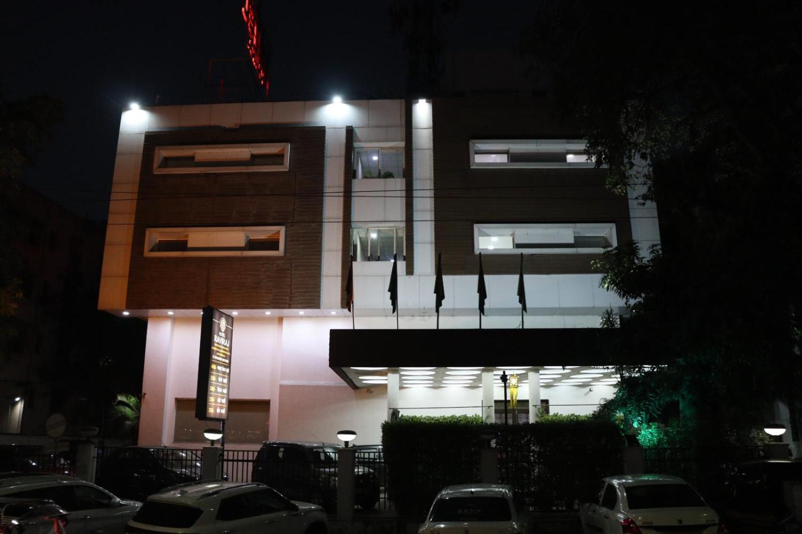 Hotel Raviraj, Chhatrapati Sambhaji Nagar アウランガーバード エクステリア 写真