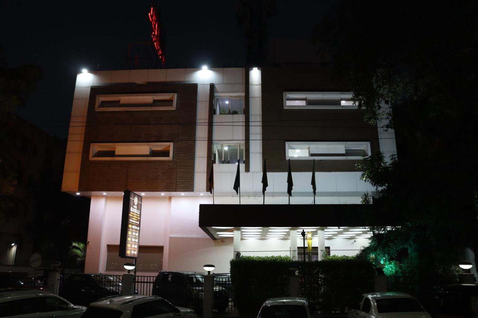 Hotel Raviraj, Chhatrapati Sambhaji Nagar アウランガーバード エクステリア 写真