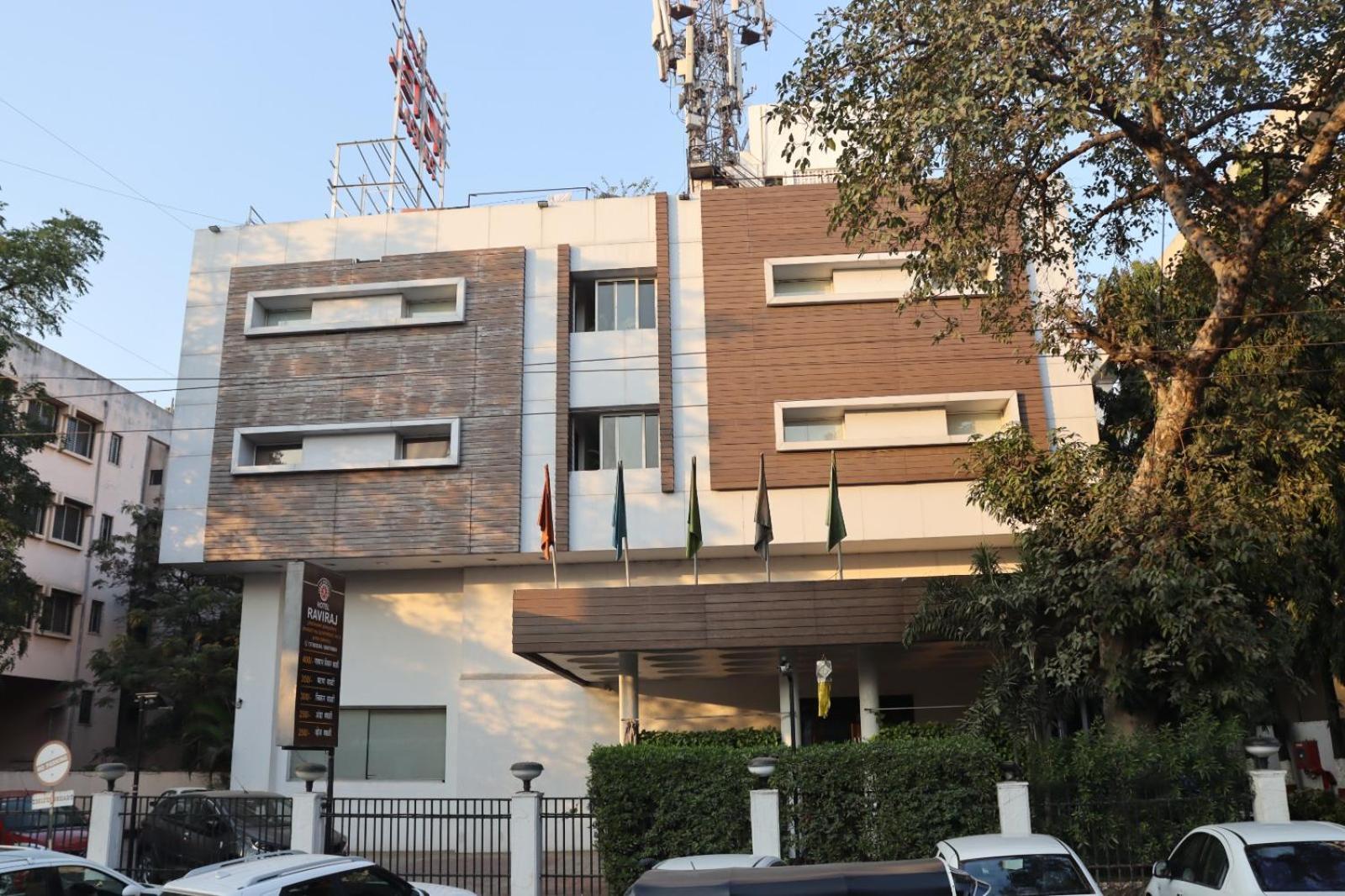 Hotel Raviraj, Chhatrapati Sambhaji Nagar アウランガーバード エクステリア 写真